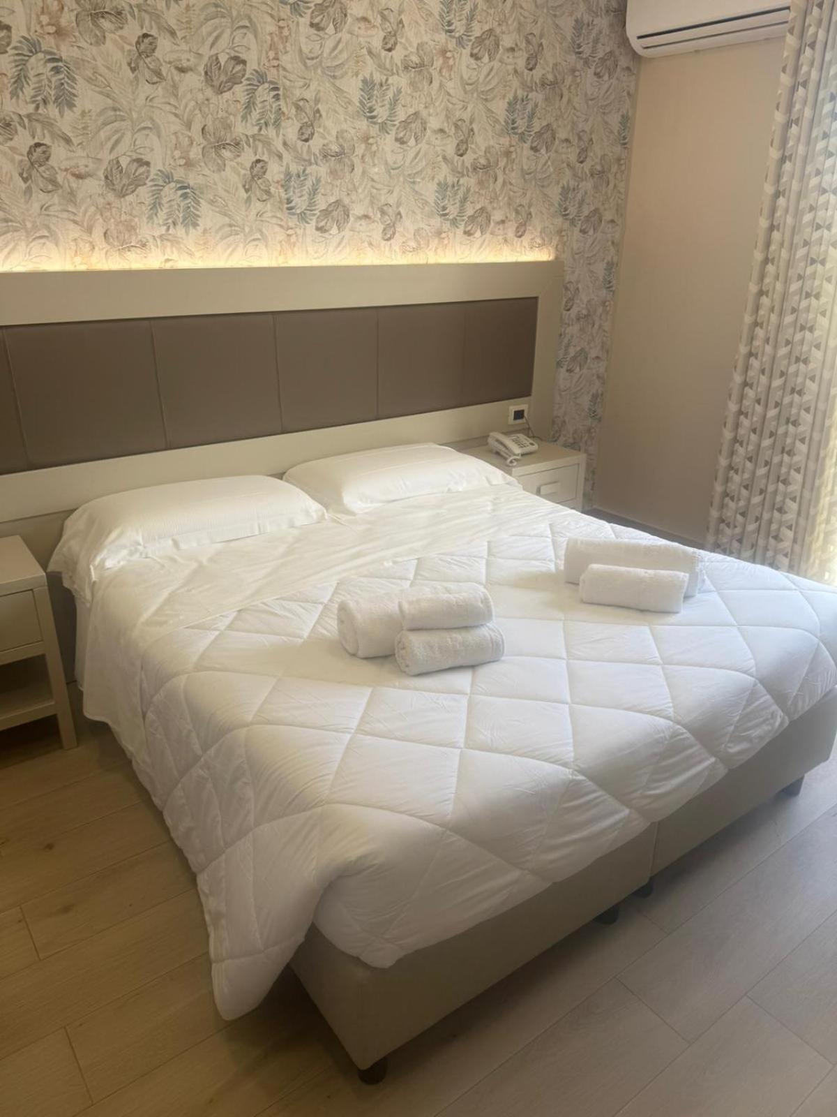 Hotel Palace Gioia Tauro Zewnętrze zdjęcie