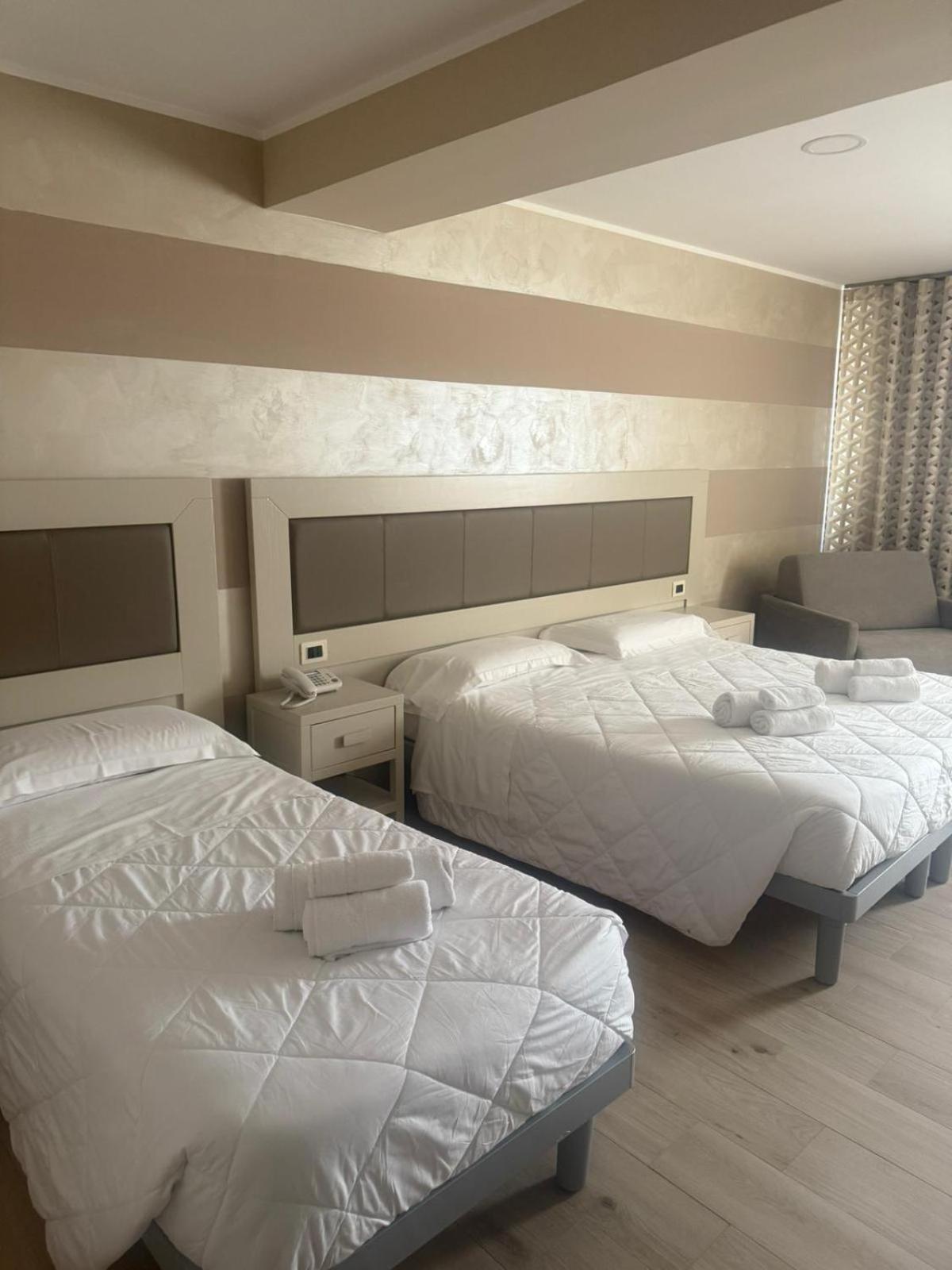 Hotel Palace Gioia Tauro Zewnętrze zdjęcie